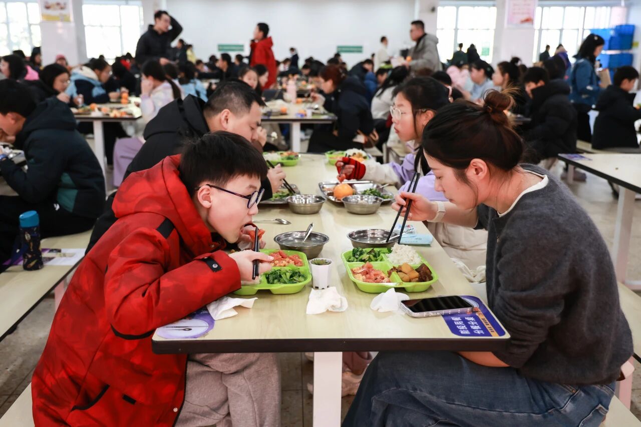 84cbe3f2f483d3ce58e75635936e8423.jpg 84cbe3f2f483d3ce58e75635936e8423.jpg