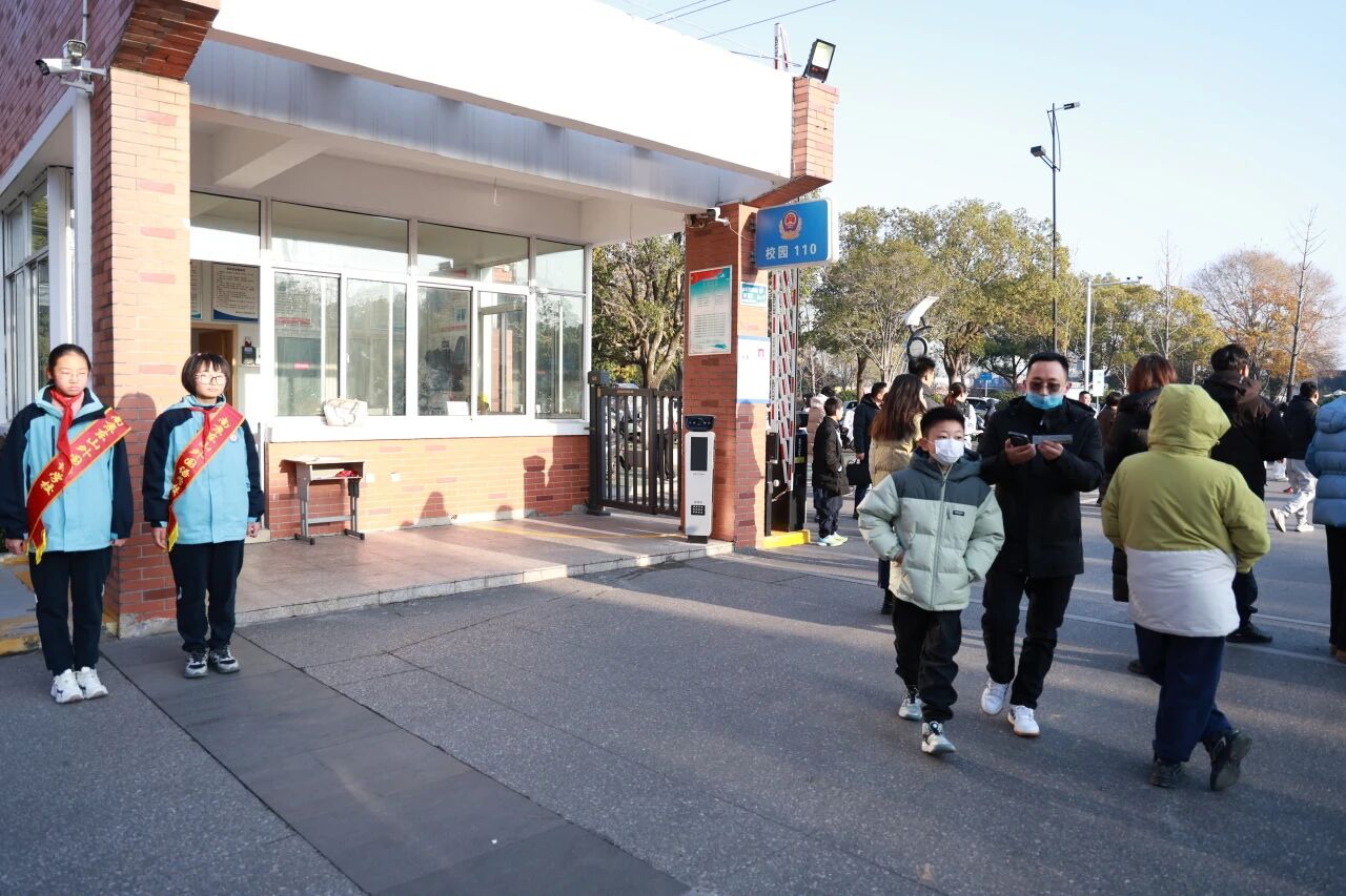 0dd16a81b53166445c931008cf4b538c.jpg 0dd16a81b53166445c931008cf4b538c.jpg