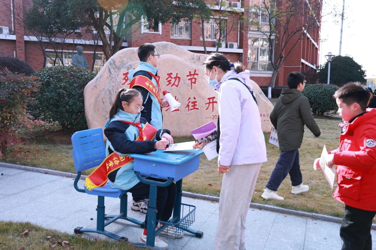 b32f641ddd807973b78bd49a3a189825.jpg b32f641ddd807973b78bd49a3a189825.jpg