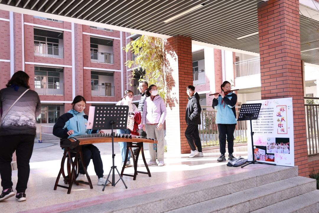 e331c902c9f46a27f59d9371694186c1.jpg e331c902c9f46a27f59d9371694186c1.jpg