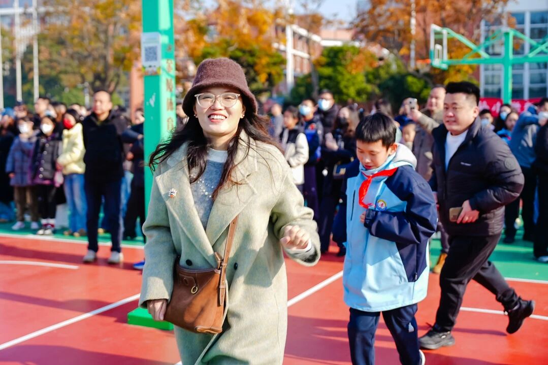 035547e38b9f90601564c0d5cdcc0872.jpg 035547e38b9f90601564c0d5cdcc0872.jpg