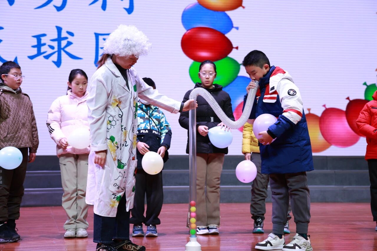 9d7c98f9690e2197a65de5534337b2f8.jpg 9d7c98f9690e2197a65de5534337b2f8.jpg