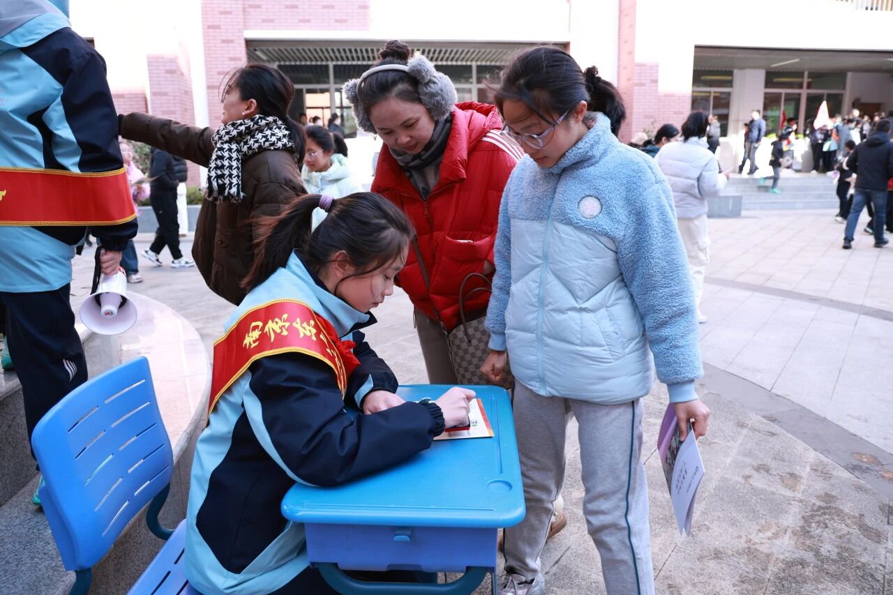 a4d74adff378466173a28613d5f3e210.jpg a4d74adff378466173a28613d5f3e210.jpg