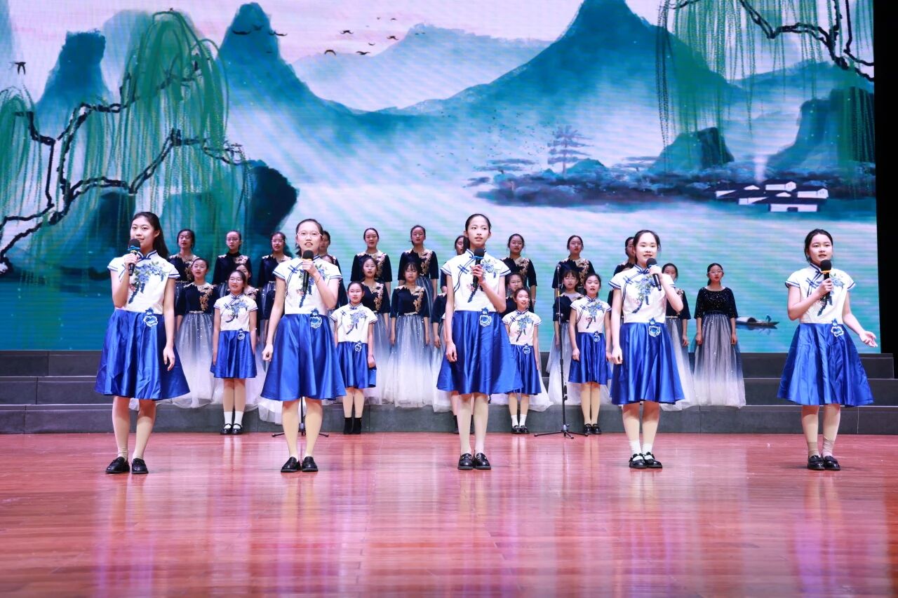 838aac33805a75bd91f76d2b46170991.jpg 838aac33805a75bd91f76d2b46170991.jpg