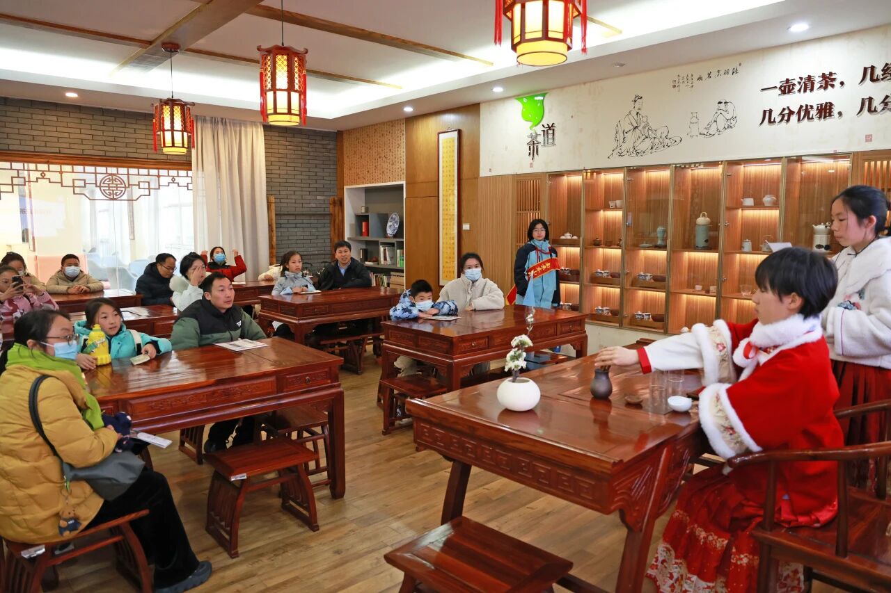 c4b2290b2c6a3c34b21d7e82c6304e7d.jpg c4b2290b2c6a3c34b21d7e82c6304e7d.jpg