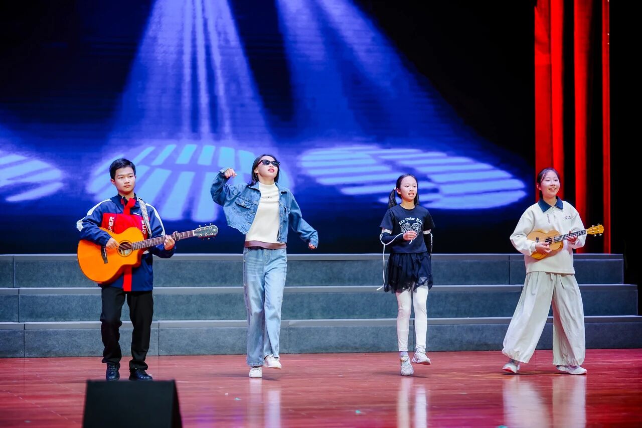 c883b69810bce6a77b1f564322378db8.jpg c883b69810bce6a77b1f564322378db8.jpg