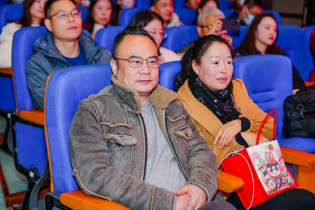 454966cc4864eaf405bcaa9a40c3bd28.jpg 454966cc4864eaf405bcaa9a40c3bd28.jpg