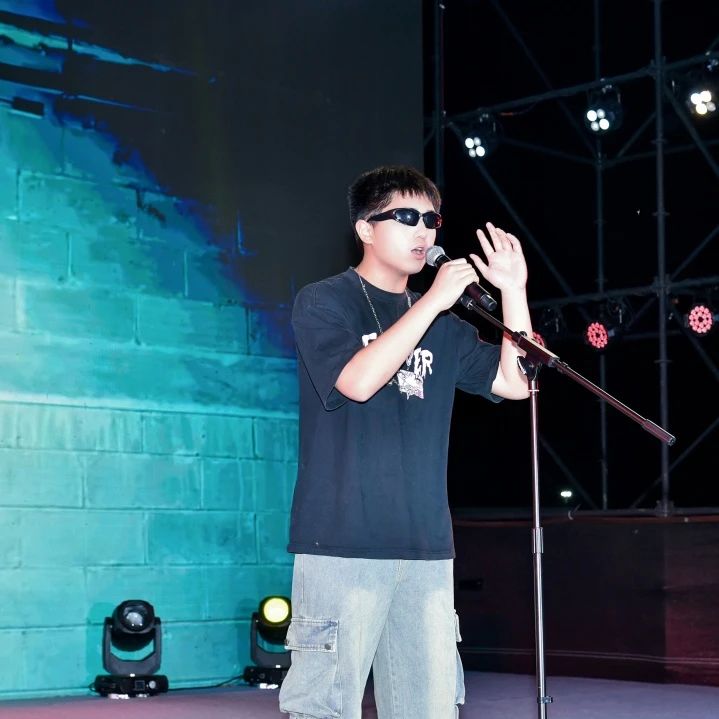 1abe808aaea82d847841cac755a71580.jpg