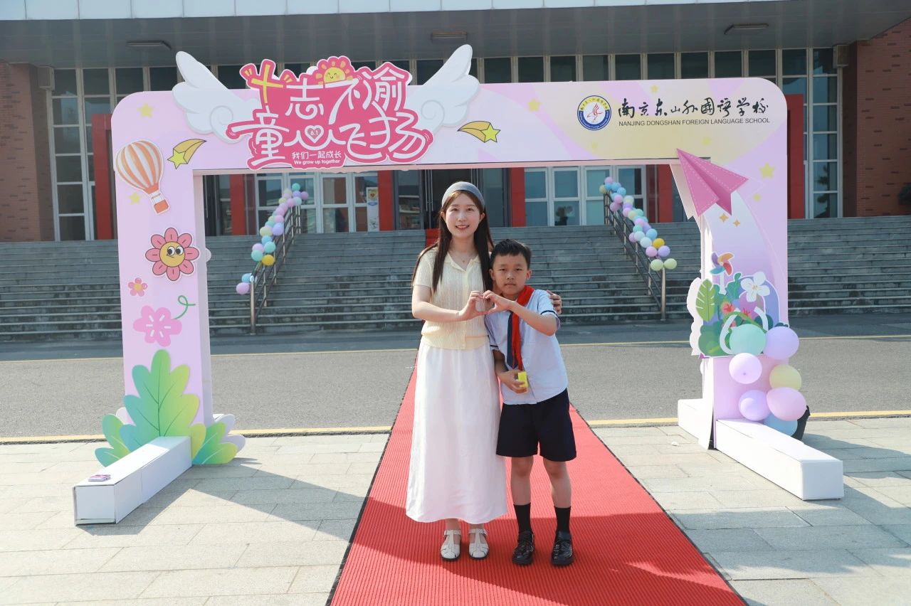 992cdec7fedf0525e23d2c7f1fd7c086.jpg