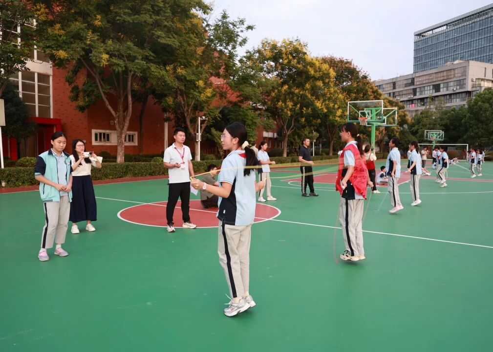 f5c239ac7e44cdb11068c049d4f1775d.jpg