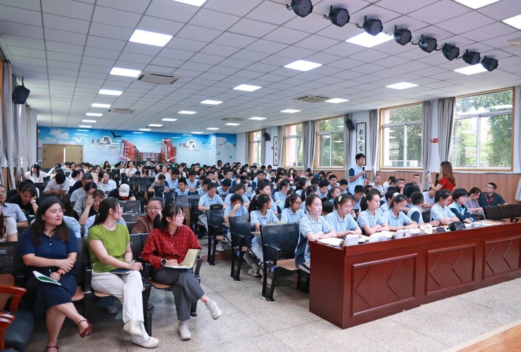 feb75472a1afc29c9a250228d9c0a995.jpg